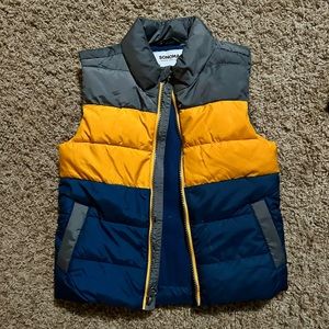 Somona puffer vest, size 4 youth! Fleece lined